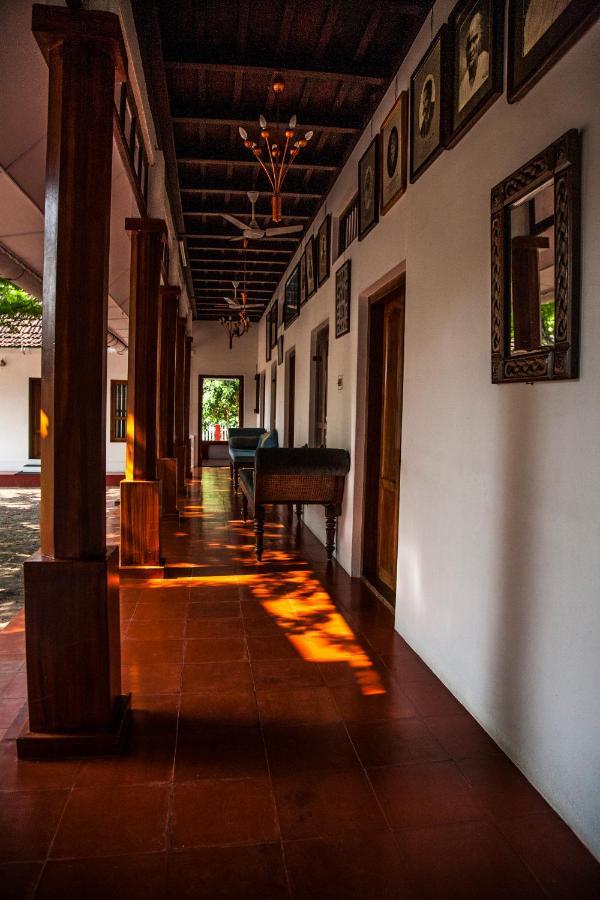 Akkara Homestay & Ayurveda กัตตะยัม ภายนอก รูปภาพ