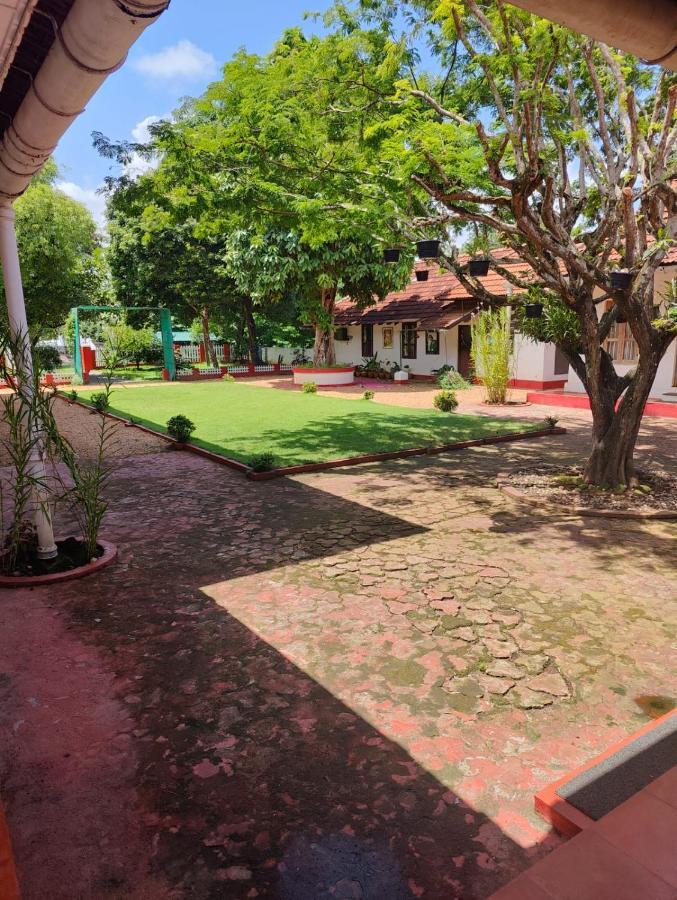 Akkara Homestay & Ayurveda กัตตะยัม ภายนอก รูปภาพ